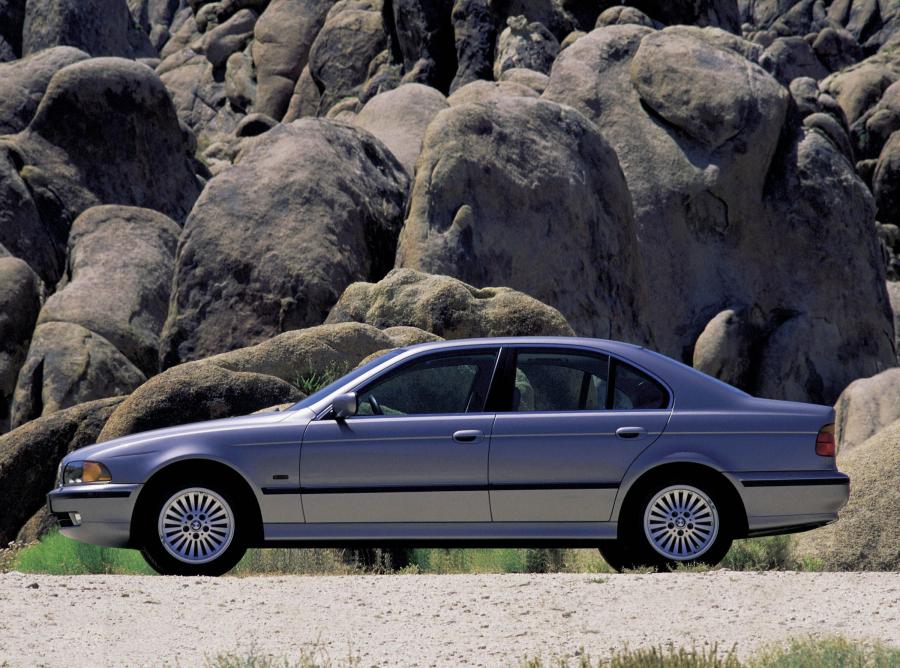  BMW 5-Series 1997 года  (фото 4 из 7)